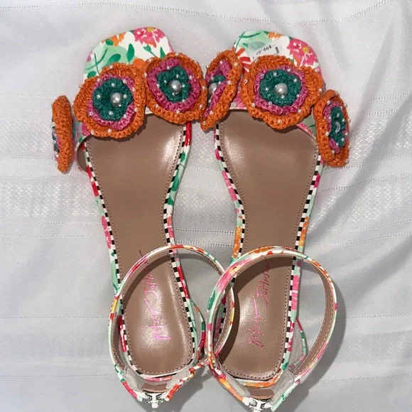 Betsey Johnson Brandee Sandals Size 10 - Picture 2 of 6